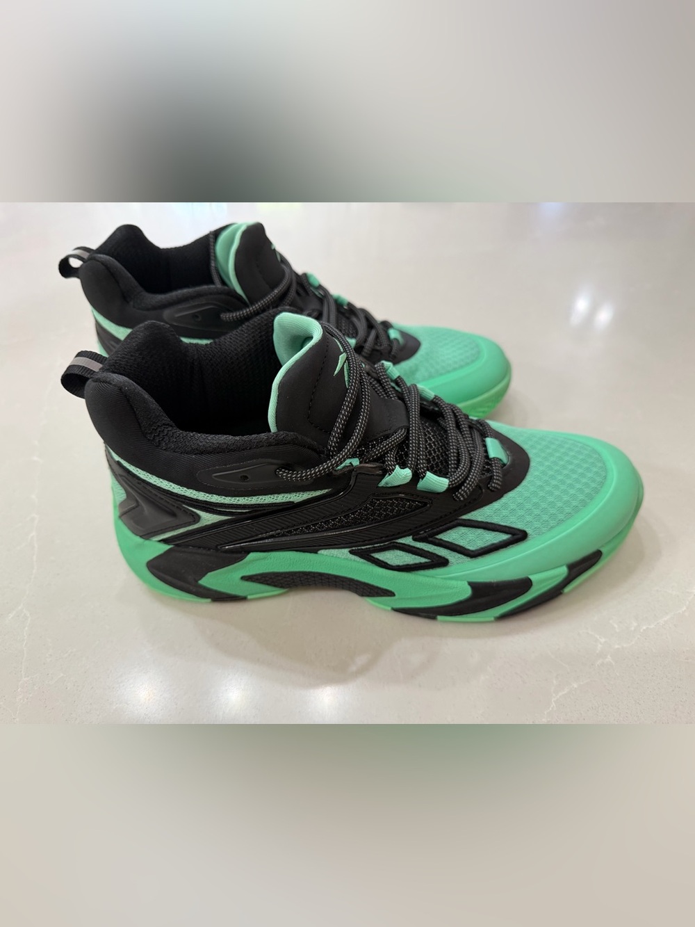 Reebok Zone Breaker Basketball Sneakers WomensHigh Top Black Green Shoes, 11